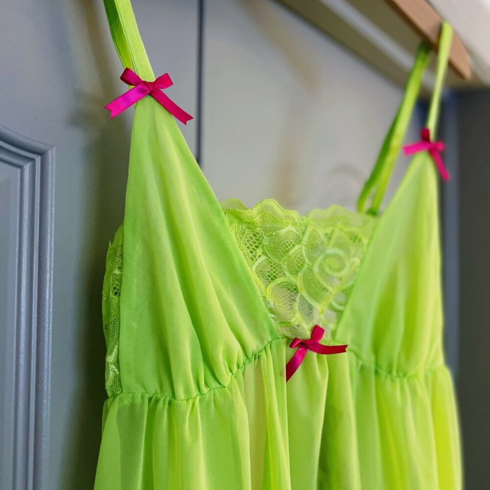 SOLD ✨ Betsey Johnson Neon Slip Dress 💚 Y2K Fairycore Lingerie - Picture 3 of 7